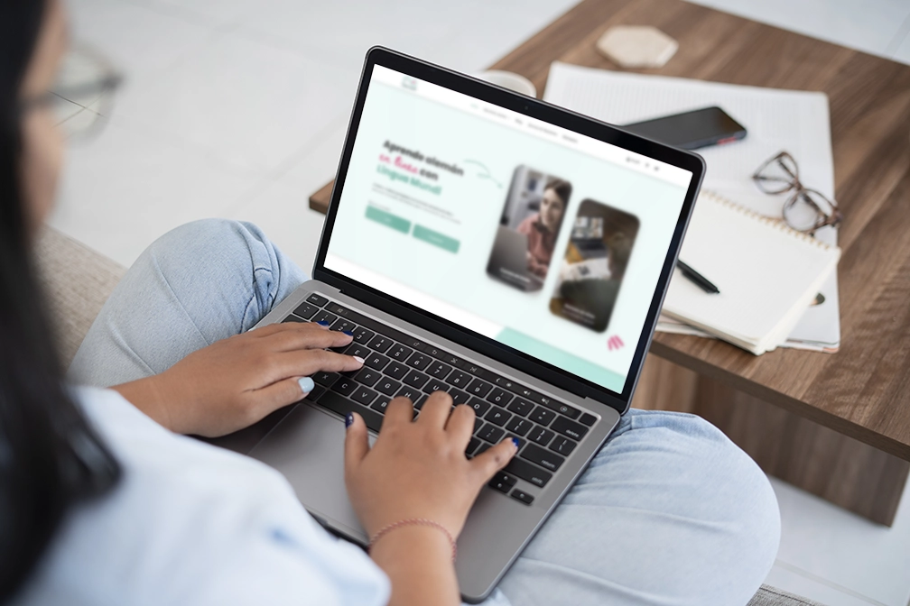 Werbeagentur studio jay Portfolio Lingua Mundi Laptop Webdesign eLearning